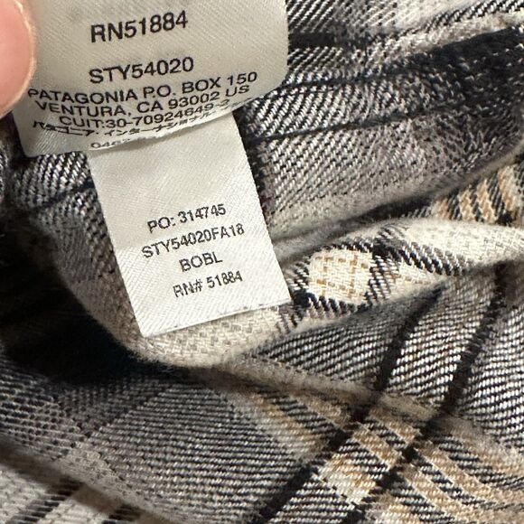 Patagonia Flannel Shirt Mens M Medium Lightweight Organic Cotton Plaid Hiking - Picture 9 of 12